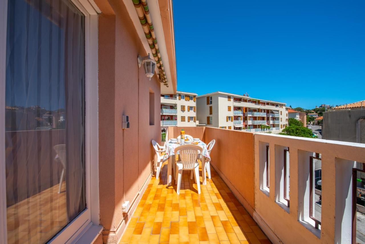T2 En Hypercentre -Parking Prive-Clim-Proche Plage Sainte-Maxime Exterior photo